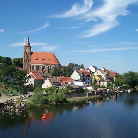 Fewo Am Marktplatz I Eisenhuettenstadt Ngoại thất bức ảnh