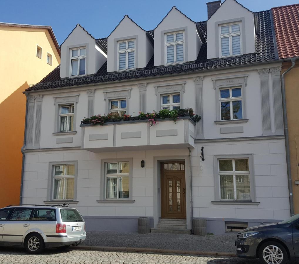 Fewo Am Marktplatz I Eisenhuettenstadt Ngoại thất bức ảnh