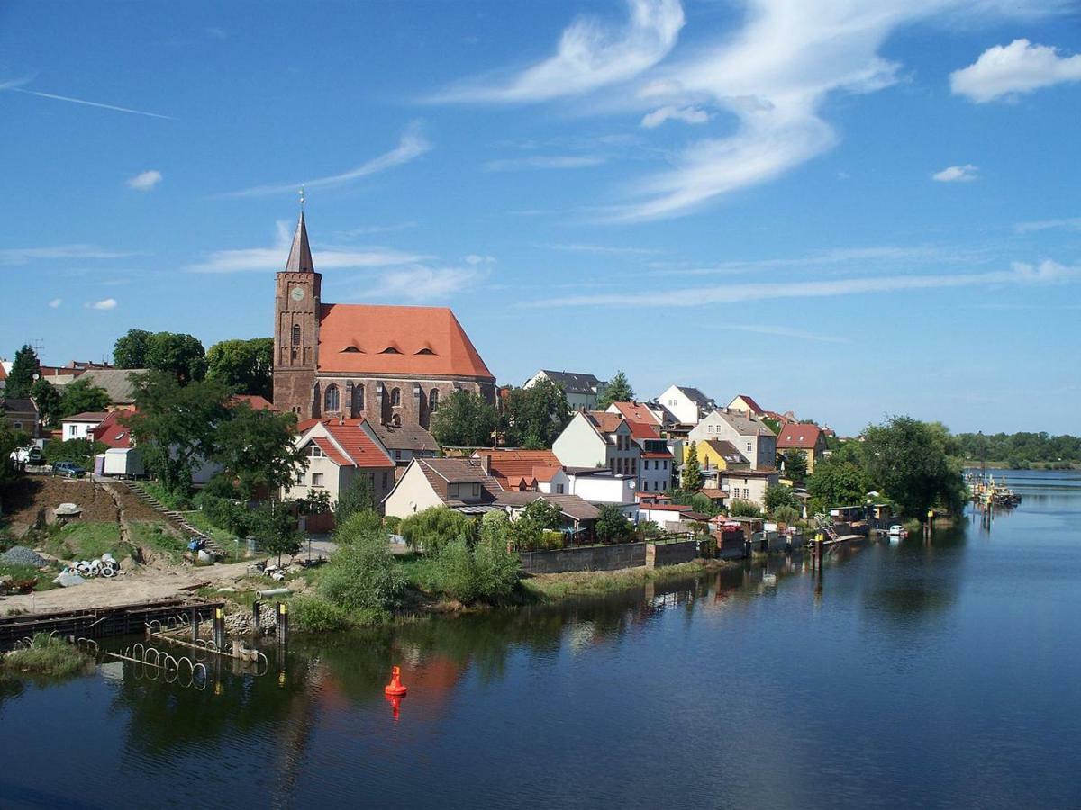 Fewo Am Marktplatz I Eisenhuettenstadt Ngoại thất bức ảnh
