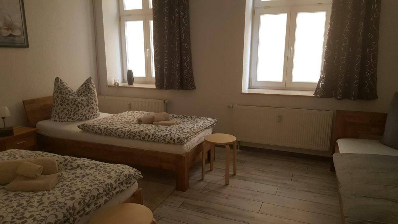 Fewo Am Marktplatz I Apartment Eisenhuettenstadt Ngoại thất bức ảnh